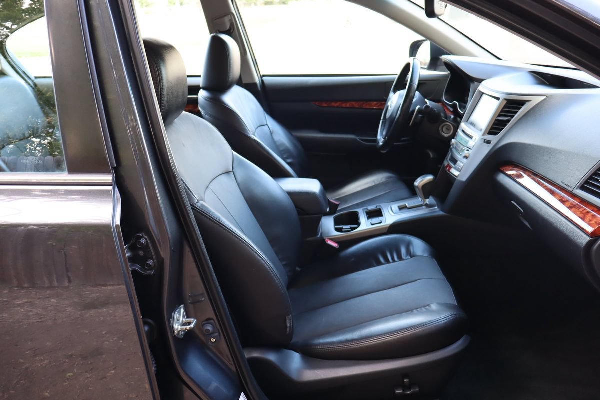 Used 2012 Subaru Legacy 2.5i Limited AWD/4WD image 22
