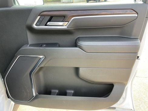 Used 2025 GMC Sierra 1500 SLT image 53