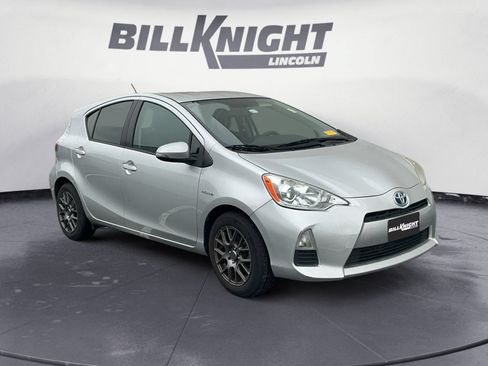 Used 2013 Toyota Prius C Two FWD image 7