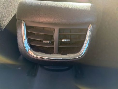 Used 2023 Chevrolet Malibu LT image 14