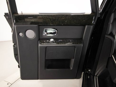 Used 2013 Rolls-Royce Phantom image 71