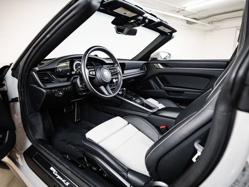Used 2024 Porsche 911 Targa 4S AWD/4WD image 4