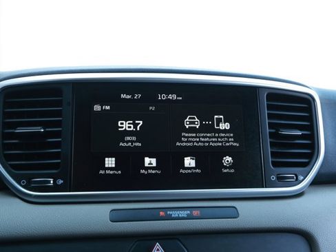 Used 2022 Kia Sportage LX image 16