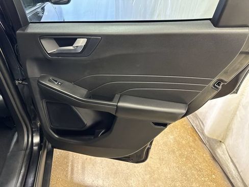 Used 2023 Ford Escape ST-Line w/ Tech Pack #1 FWD image 25