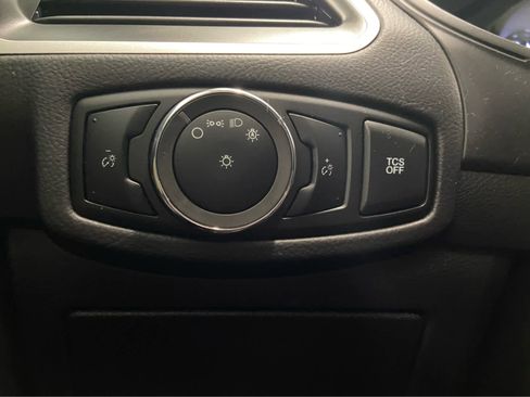 Used 2024 Ford Edge SEL image 38