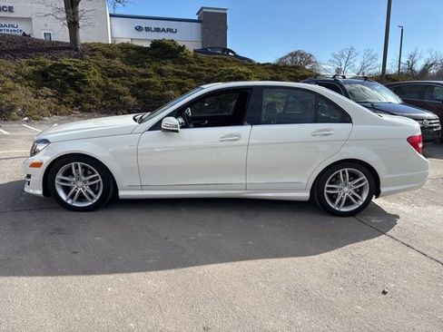 Used 2012 Mercedes-Benz C 300 4MATIC Sedan image 2