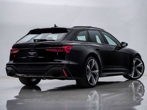 Used 2021 Audi RS 6 AWD/4WD image 9