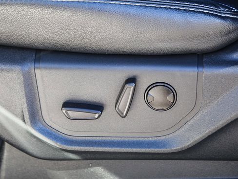 Used 2022 Ford F250 Lariat w/ Lariat Ultimate Package image 19