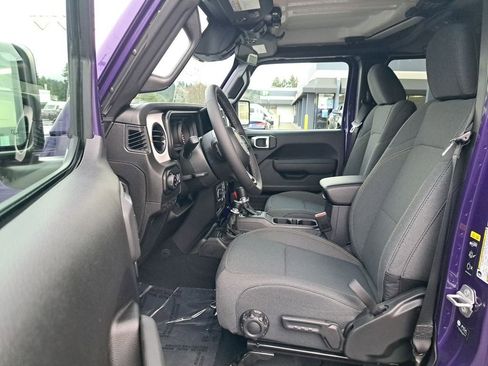 New 2026 Jeep Gladiator Sport image 11