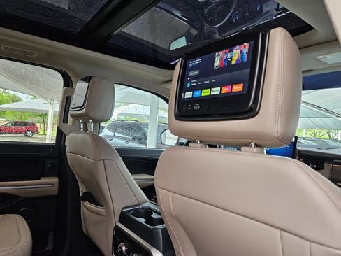 Used 2024 Ford Expedition Max Limited image 28