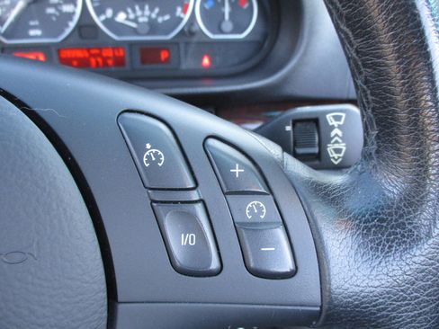 Used 2004 BMW 330Ci Convertible image 30