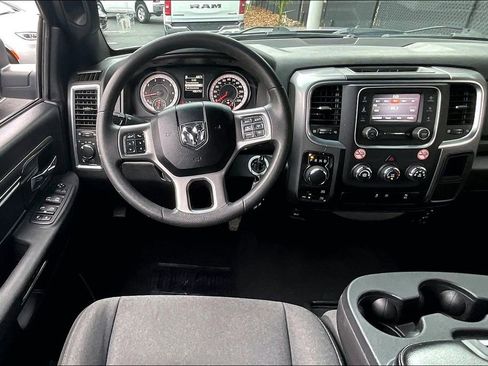 Used 2024 RAM 1500 Classic Warlock image 9