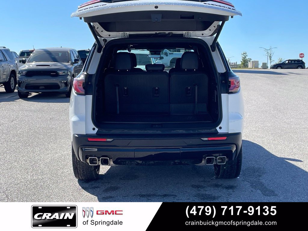 Used 2026 GMC Acadia Elevation w/ Black Edition FWD image 7