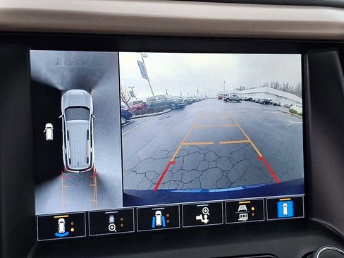 Used 2023 GMC Acadia Denali w/ Denali Technology Package image 19