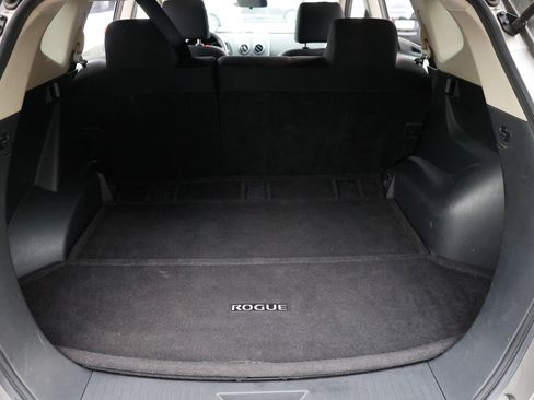 Used 2010 Nissan Rogue SL w/ Premium Pkg image 24