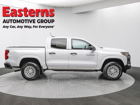 Used 2023 Chevrolet Colorado W/T image 4