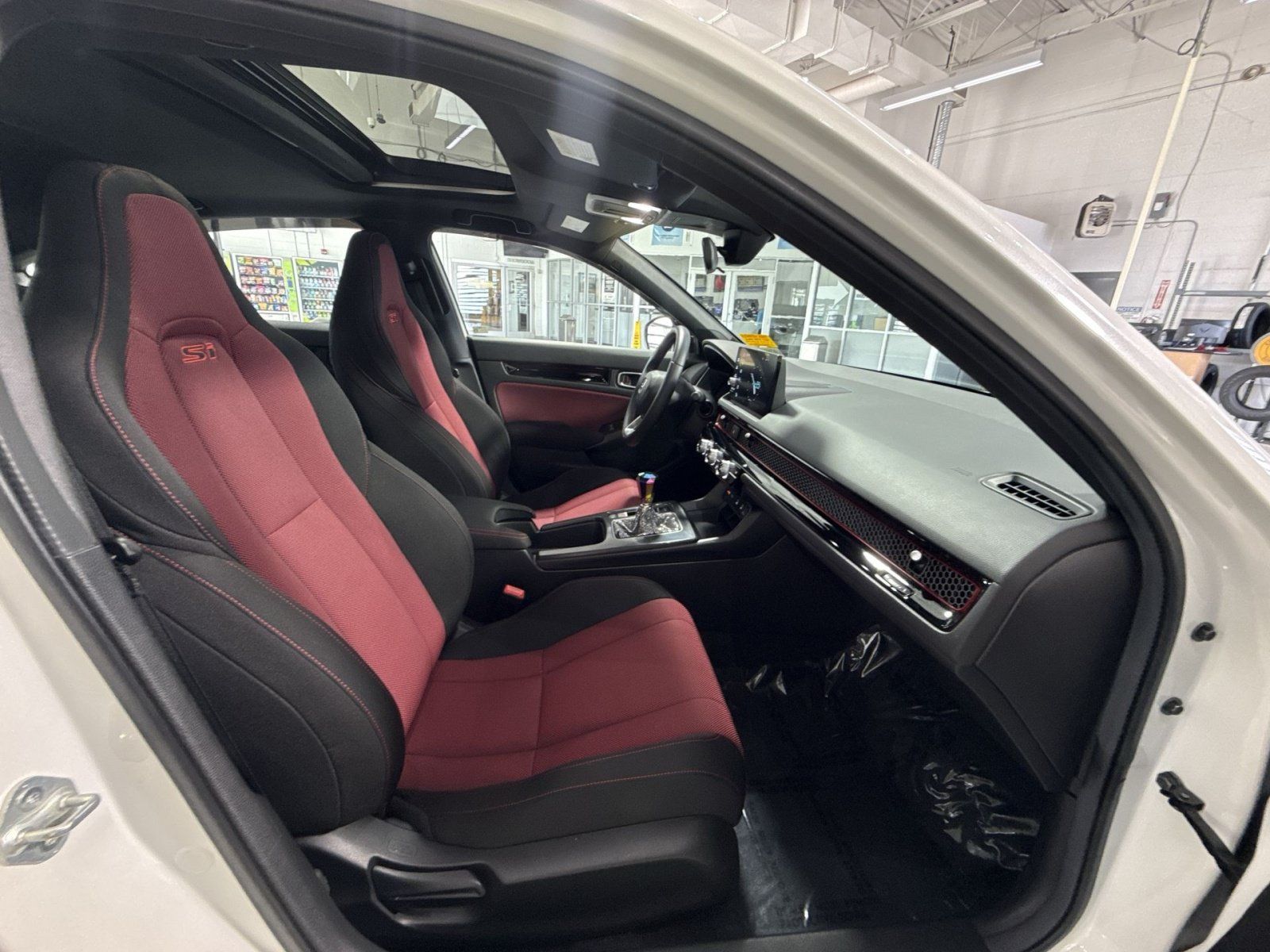 Used 2025 Honda Civic Si image 28