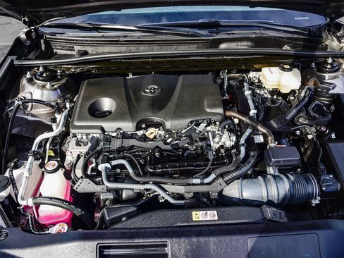 Used 2023 Toyota Camry SE image 31