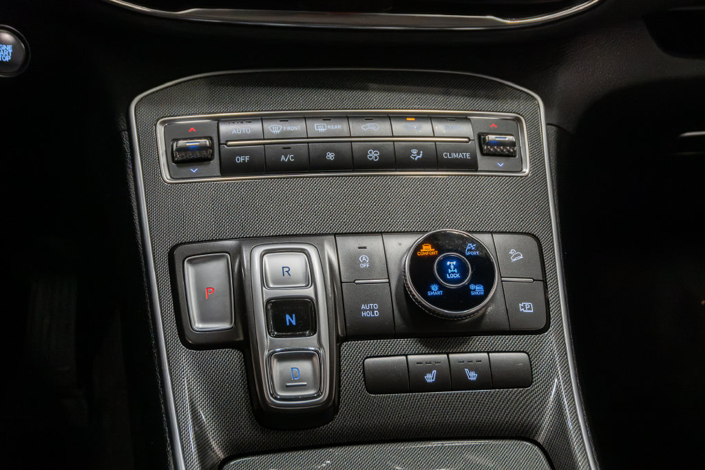 Used 2021 Hyundai Santa Fe SEL w/ Convenience Package AWD/4WD image 19