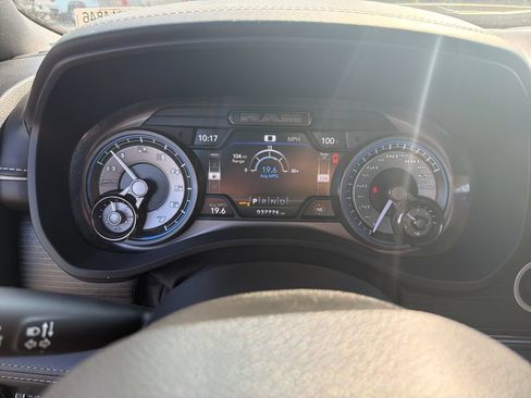 Used 2022 RAM 1500 Limited AWD/4WD image 20