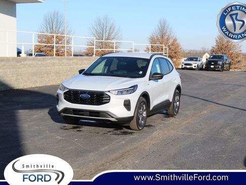 New 2026 Ford Escape ST-Line w/ Tech Pack #1 FWD image 1