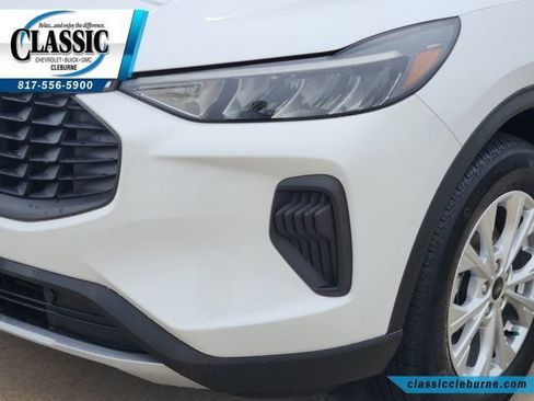 Used 2024 Ford Escape Active FWD image 11