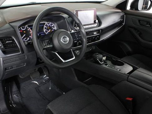 Certified 2021 Nissan Rogue S image 17