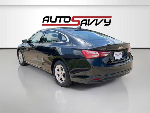 Used 2022 Chevrolet Malibu LT FWD image 5