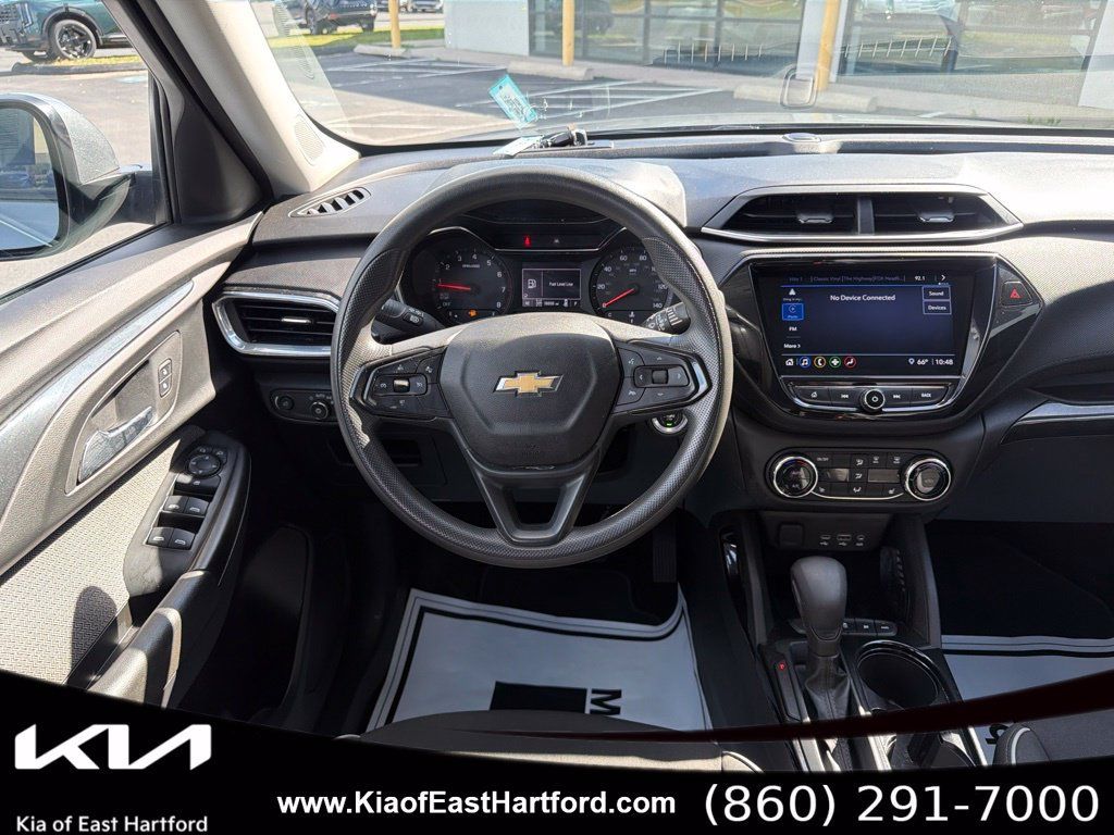 Used 2023 Chevrolet TrailBlazer LT w/ Convenience Package AWD/4WD image 23