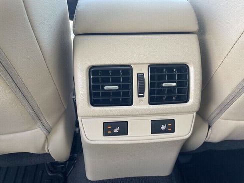 Used 2017 Subaru Outback 2.5i Limited image 14