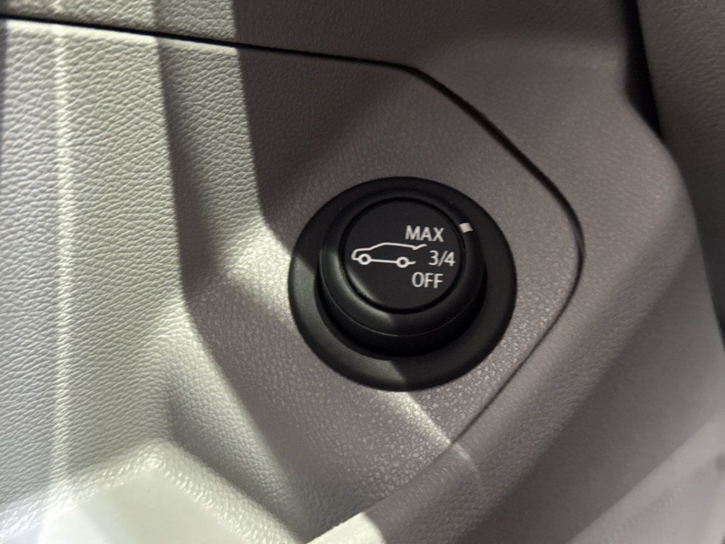 Used 2023 GMC Terrain SLE w/ Driver Convenience Package FWD image 34