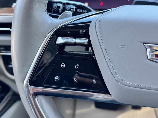 Used 2025 Cadillac Escalade ESV Sport Platinum AWD/4WD image 33