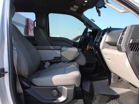 Used 2018 Ford F150 XLT image 19