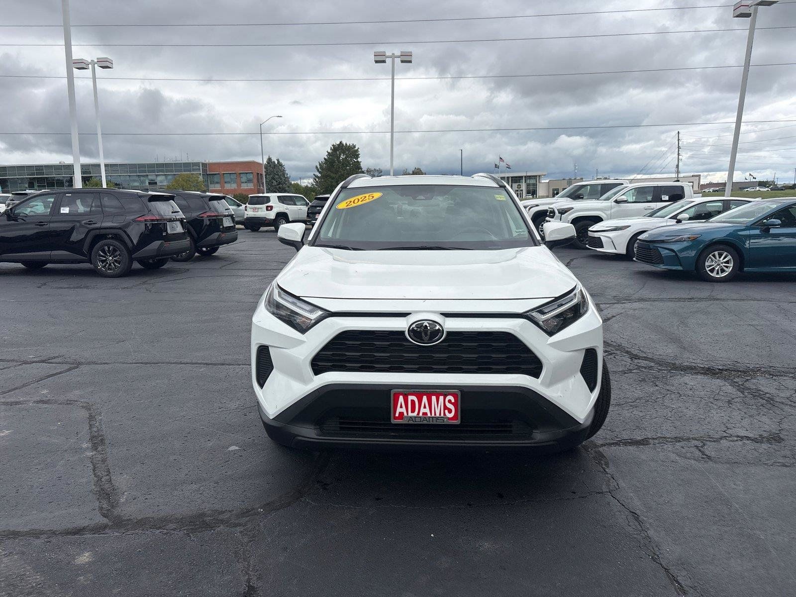 Used 2025 Toyota RAV4 XLE w/ Convenience Package AWD/4WD image 4