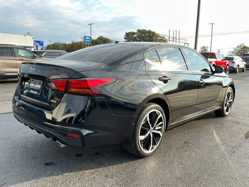 Used 2024 Nissan Altima 2.5 SR image 7