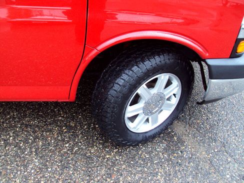 Used 2013 Chevrolet Express 1500 LT w/ LT Preferred Equipment Group image 31