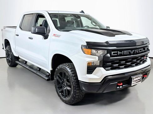 Certified 2025 Chevrolet Silverado 1500 Custom Trail Boss AWD/4WD image 3
