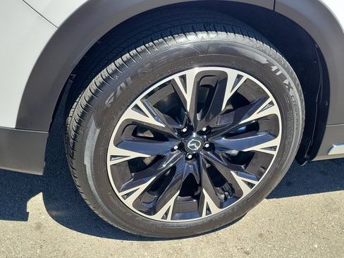 Used 2026 MAZDA CX-90 Plug-In Hybrid w/ Premium Plus AWD/4WD image 28