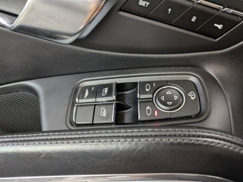 Used 2016 Porsche 911 Turbo S AWD/4WD image 21