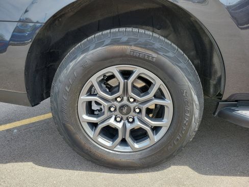 Used 2025 Ford Expedition Active RWD image 5