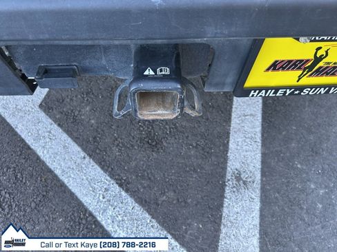 Used 2023 Ford Maverick XL image 9