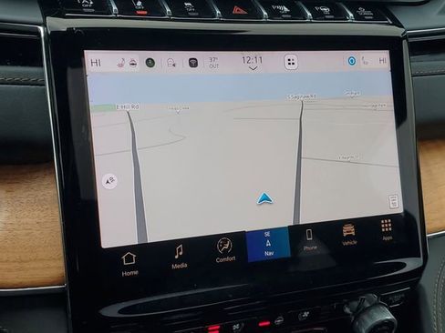 Used 2023 Jeep Grand Cherokee L Summit image 27