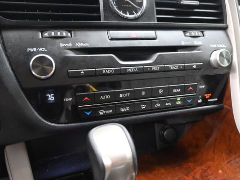 Used 2018 Lexus RX 350L FWD image 14