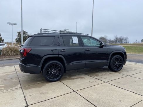 Used 2022 GMC Acadia SLE w/ Driver Convenience Package image 11