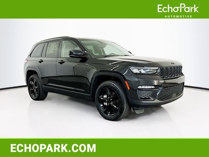 Used 2023 Jeep Grand Cherokee Limited w/ Black Appearance Package