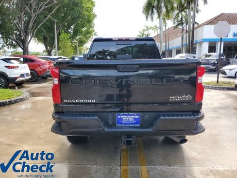 Used 2022 Chevrolet Silverado 2500 High Country w/ Safety Package II AWD/4WD image 3