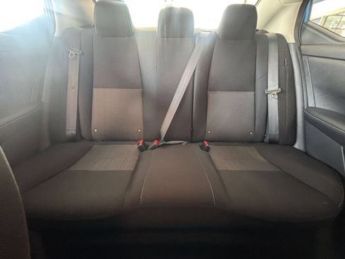 Used 2025 Nissan Sentra SV FWD image 32
