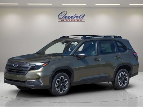 Used 2026 Subaru Forester Premium AWD/4WD image 8