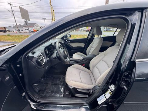 Used 2014 MAZDA MAZDA3 i Touring image 9