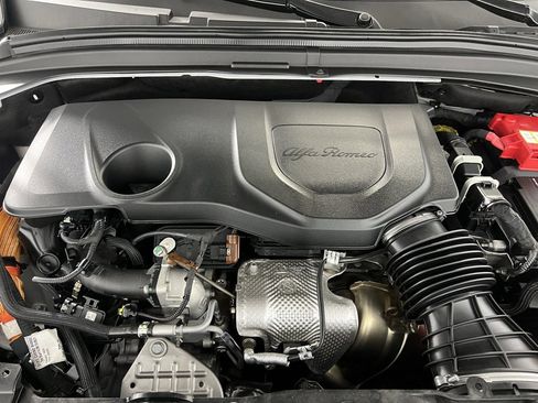 Used 2024 Alfa Romeo Tonale Veloce image 35